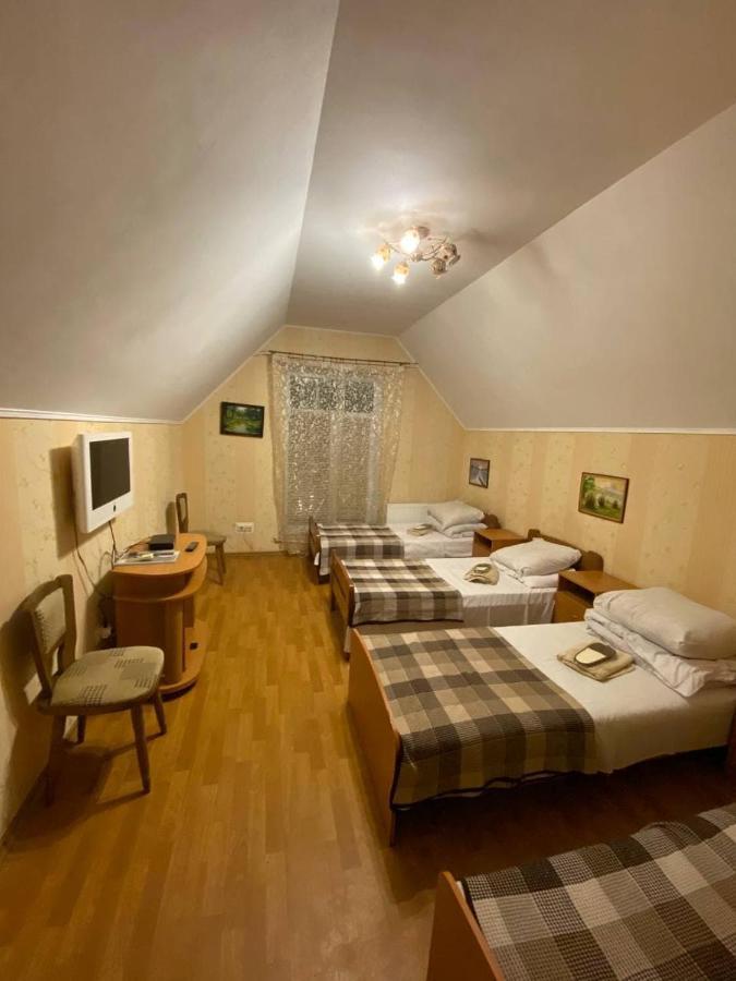 Inn Khlibodarskiy Hlibodarszke Kültér fotó