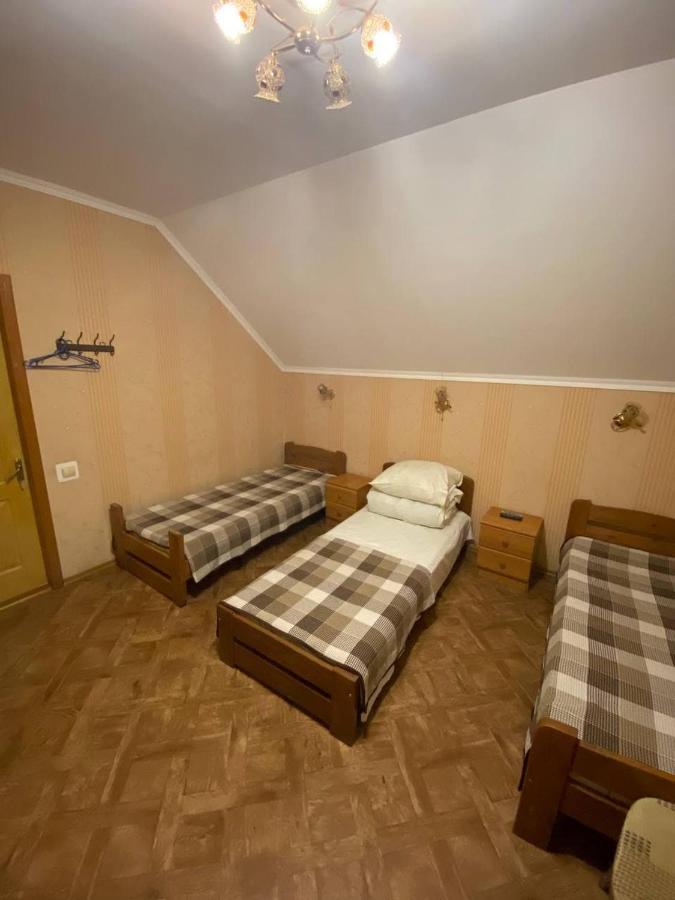Inn Khlibodarskiy Hlibodarszke Kültér fotó