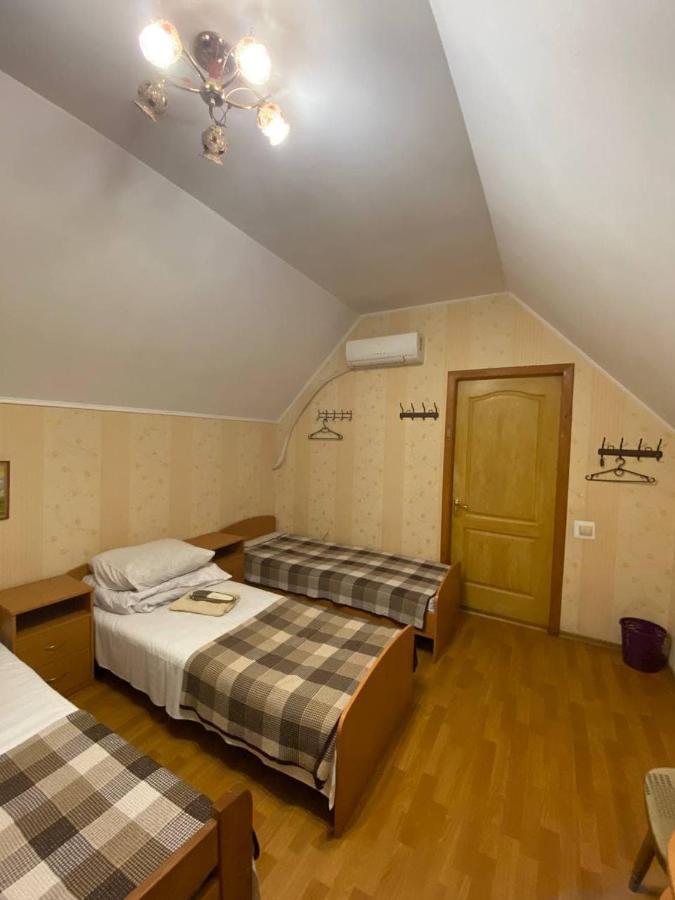 Inn Khlibodarskiy Hlibodarszke Kültér fotó